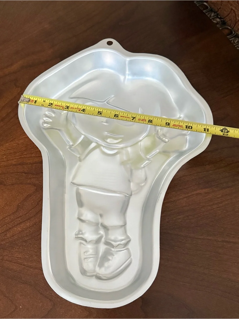 Wilton 2003 Dora the Explorer Cake Pan - Model 2105-6300